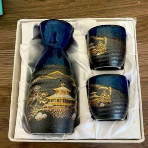 Navy blue and gold sake set
